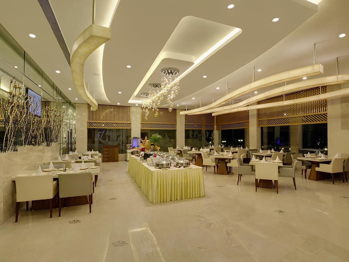 Hotel Babylon International in Raipur, India from ₹ 3,955: Deals, Reviews,  Photos | momondo