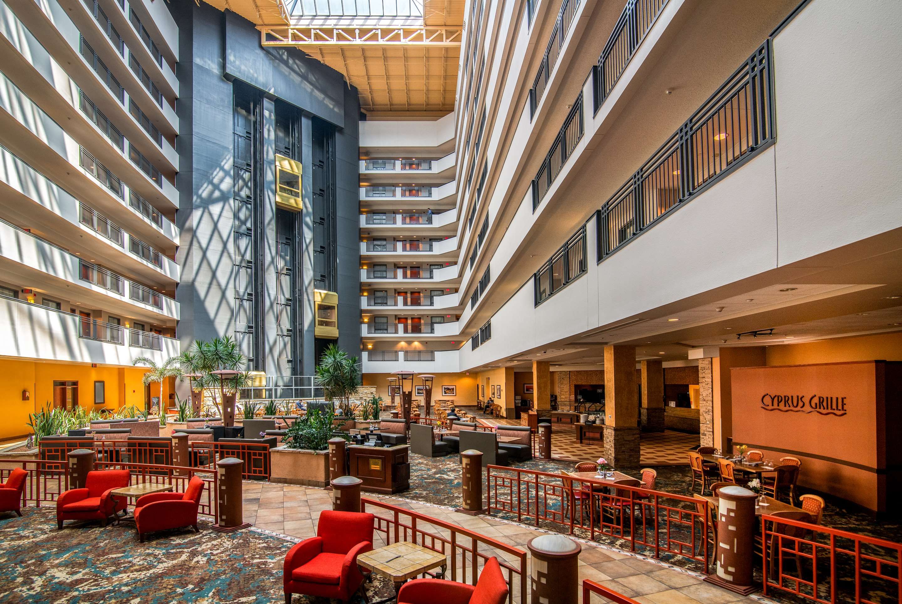 Embassy Suites by Hilton Albuquerque in Albuquerque, the United States from  ₹ 9,899: Deals, Reviews, Photos | momondo
