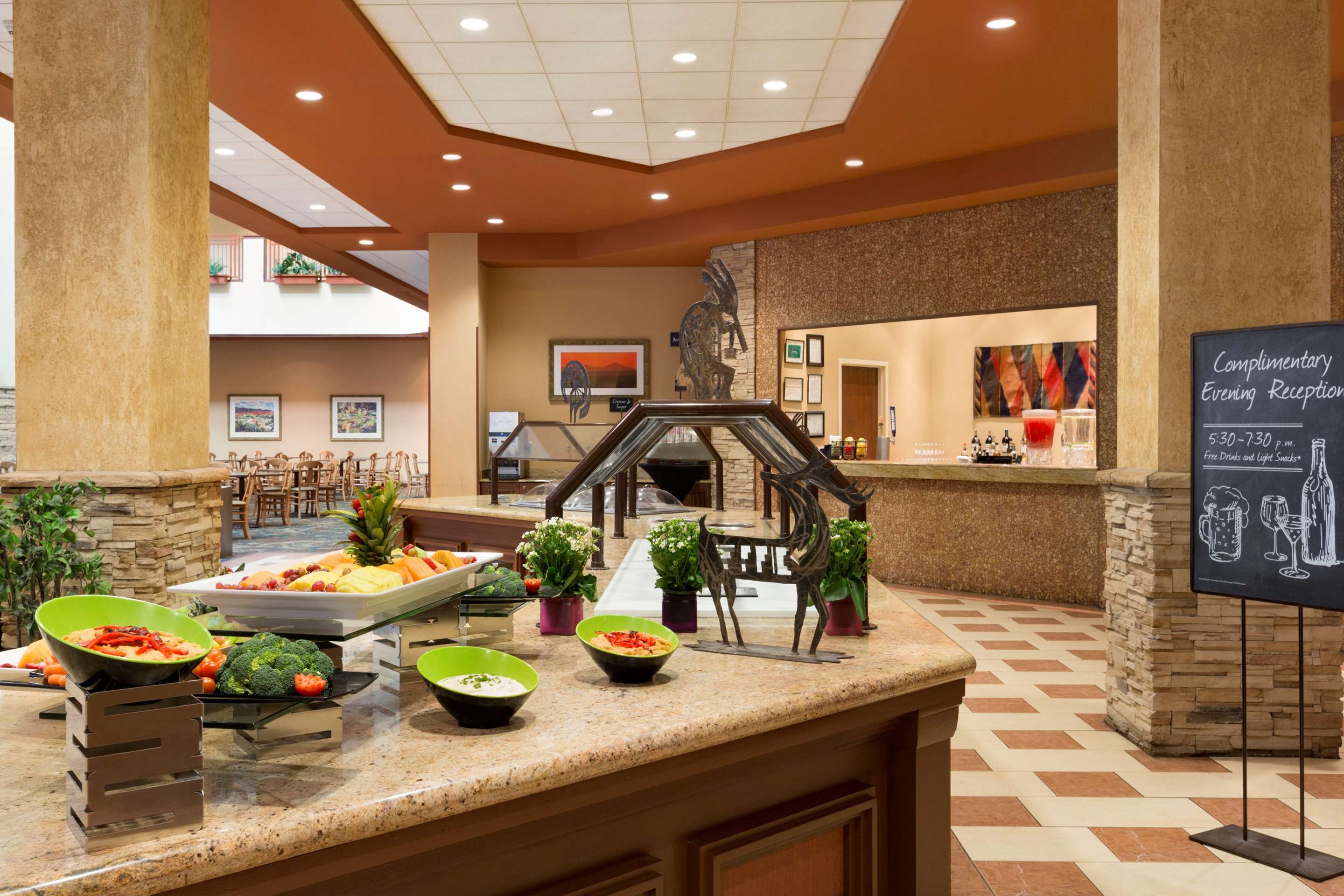 Embassy Suites by Hilton Albuquerque in Albuquerque, the United States from  ₹ 9,899: Deals, Reviews, Photos | momondo