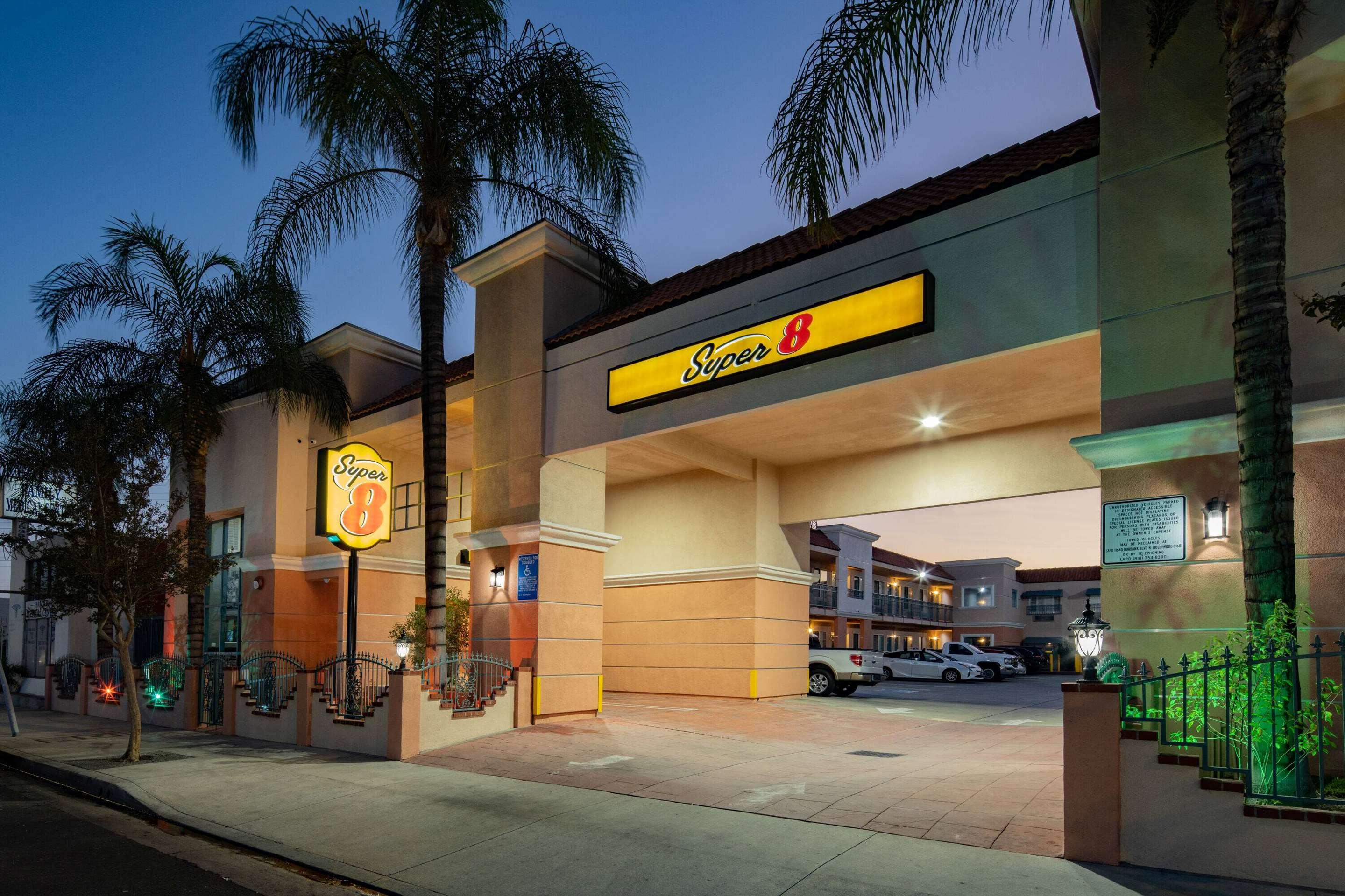 Super 8 by Wyndham North Hollywood in Los Angeles, the United 