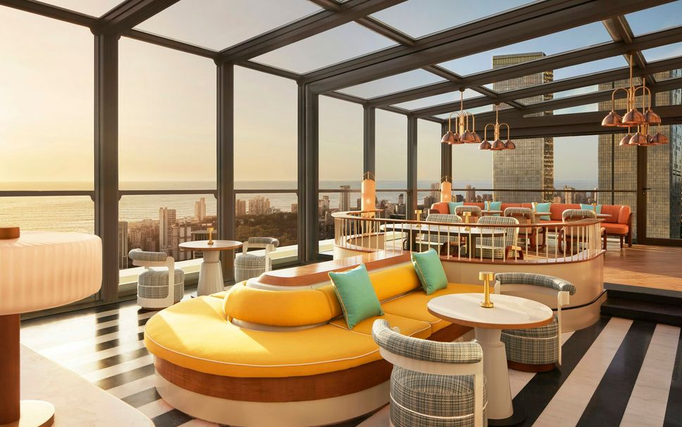 Four Seasons Hotel Mumbai in Mumbai, India from ₹ 12,348: Deals, Reviews, Photos | momondo