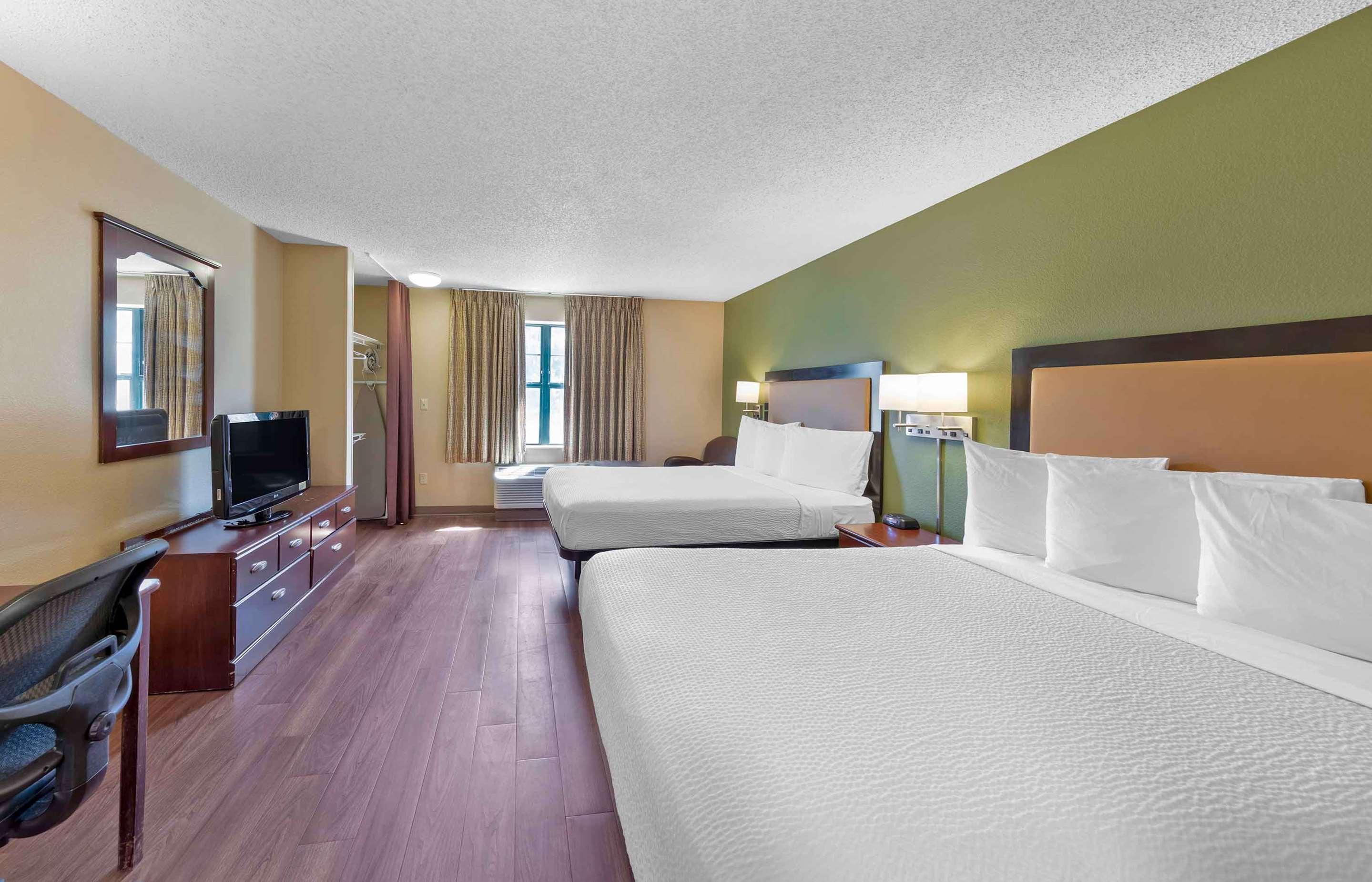 Holiday Inn Express Hotel & Suites Hinesville, An Ihg Hotel Hinesville,  United States