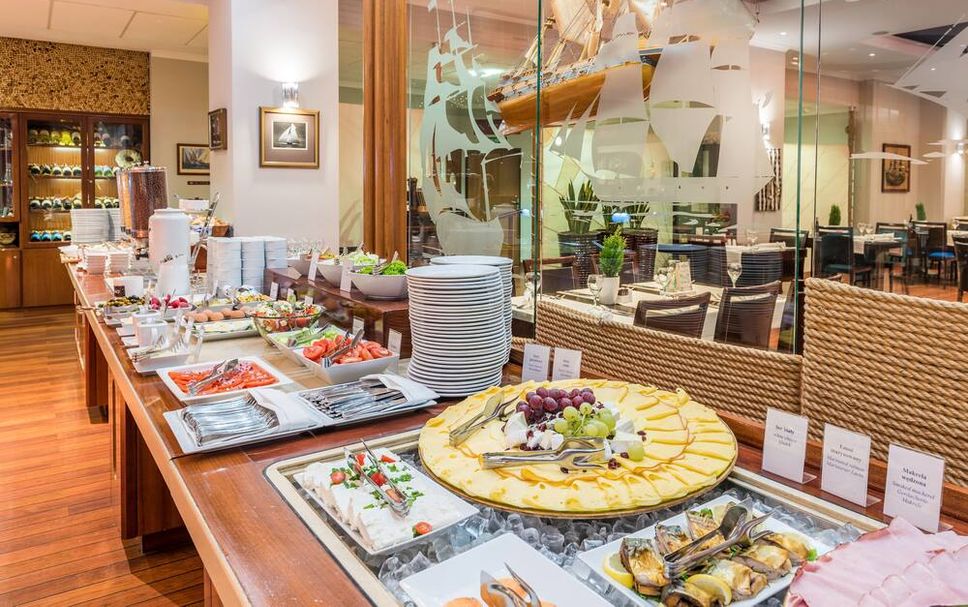 Buffet Photo