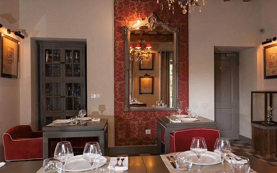 Dining room Photo